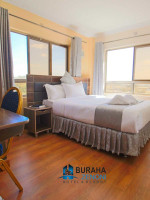 Buraha Zenoni Hotel & Resort