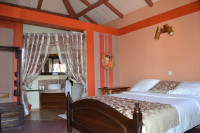 Vatolahy Hotel Budget hotel in Antsirabe (City) – Breakfast Included +8 Photos +7 Photos