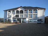 Hôtel Le Paradis Mid-range hotel in Kayanza (City) – All Meals Included