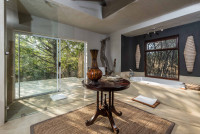 Sabi Sabi Bush Lodge