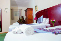 Clevers Lake View Resort