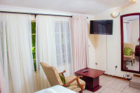 Clevers Lake View Resort