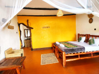 Hornbill Bush Lodge