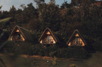 Rwiza Village Guest House Mid-range hotel in Kibuye (Lake Kivu) – Breakfast Included
