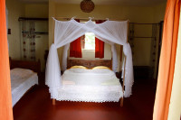 La Pirogue Hotel Mid-range hotel in Mahambo (Town) – Breakfast Included +8 Photos +7 Photos