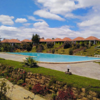 Sahatandra River Hotel Andasibe Mid-range hotel just outside Andasibe-Mantadia NP – Breakfast Included +3 Photos