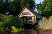 Sindabezi Island Camp