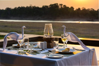 Shawa Luangwa Camp