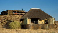 Doro Nawas Camp