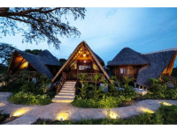 Ziwa Rhino and Wildlife Ranch - Chalets