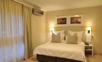 Cresta Sprayview Hotel