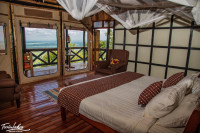 Twin Lakes Safari Lodge