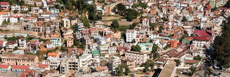 Andasibe (Perinet Reserve) to Antananarivo