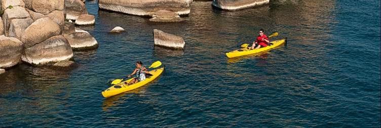 Relax on the ‘Lake of Stars’
