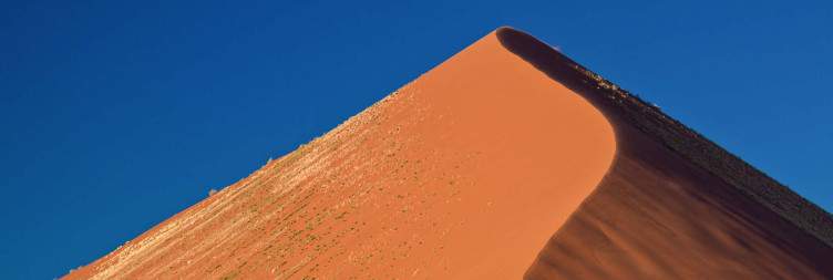 Charter flight from Windhoek to Sossusvlei