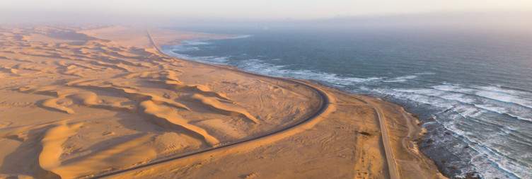 Skeleton Coast Scenic Flight & Boat Cruise
