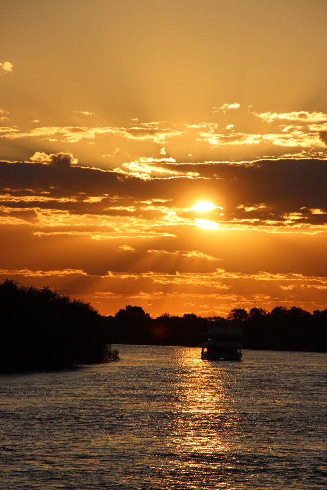 Sambesi river - sunset cruise
