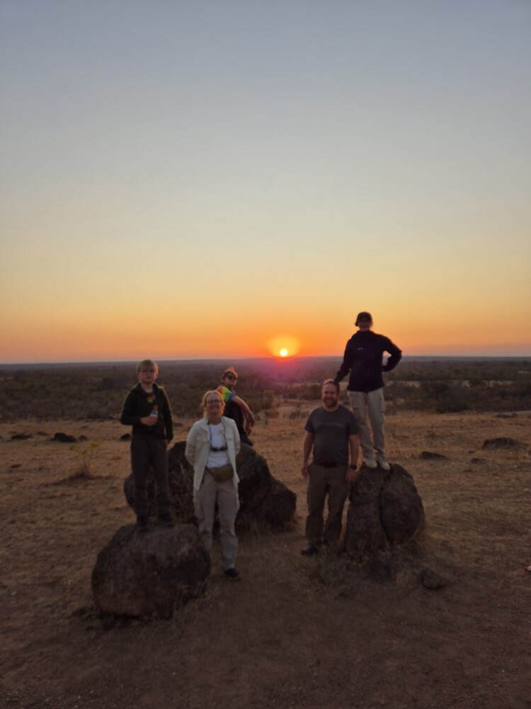 Family Sundowner